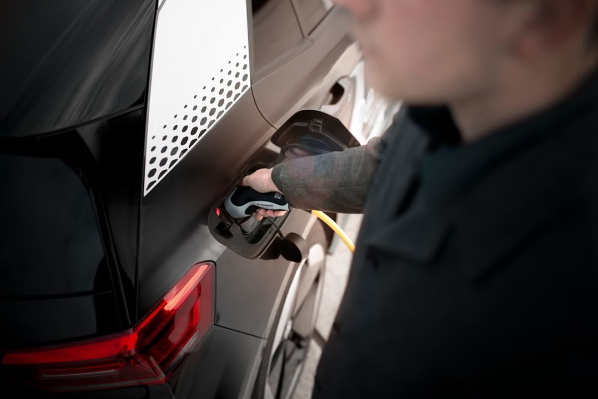 Recharger sa voiture électrique au bureau