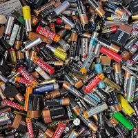 Recyclage des batteries de voiture électrique : le guide 2024 !