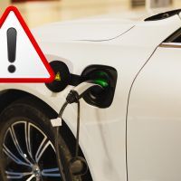 Attention, le marché des voitures électriques est en danger... voici pourquoi !
